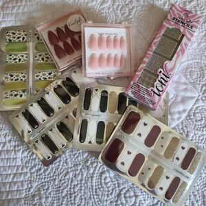 Nail tips and wraps